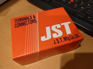 JSTの箱小さい！
