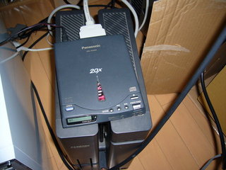 SCSI接続のCDドライブ