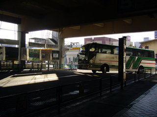 新潟交通のバス到着